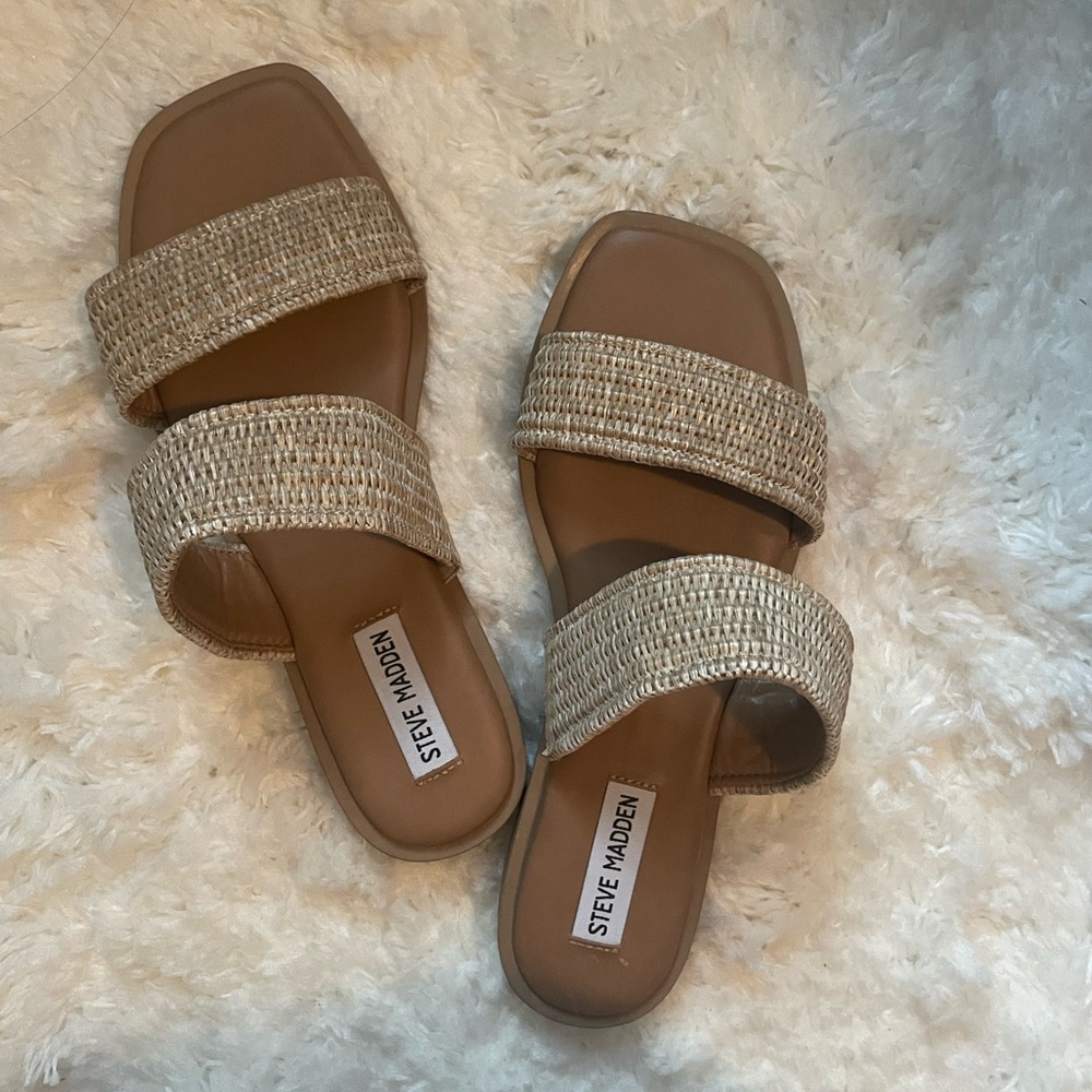 NEW Steve Madden Women's Dual Flat Raffia Beige Sandals Size 8.5